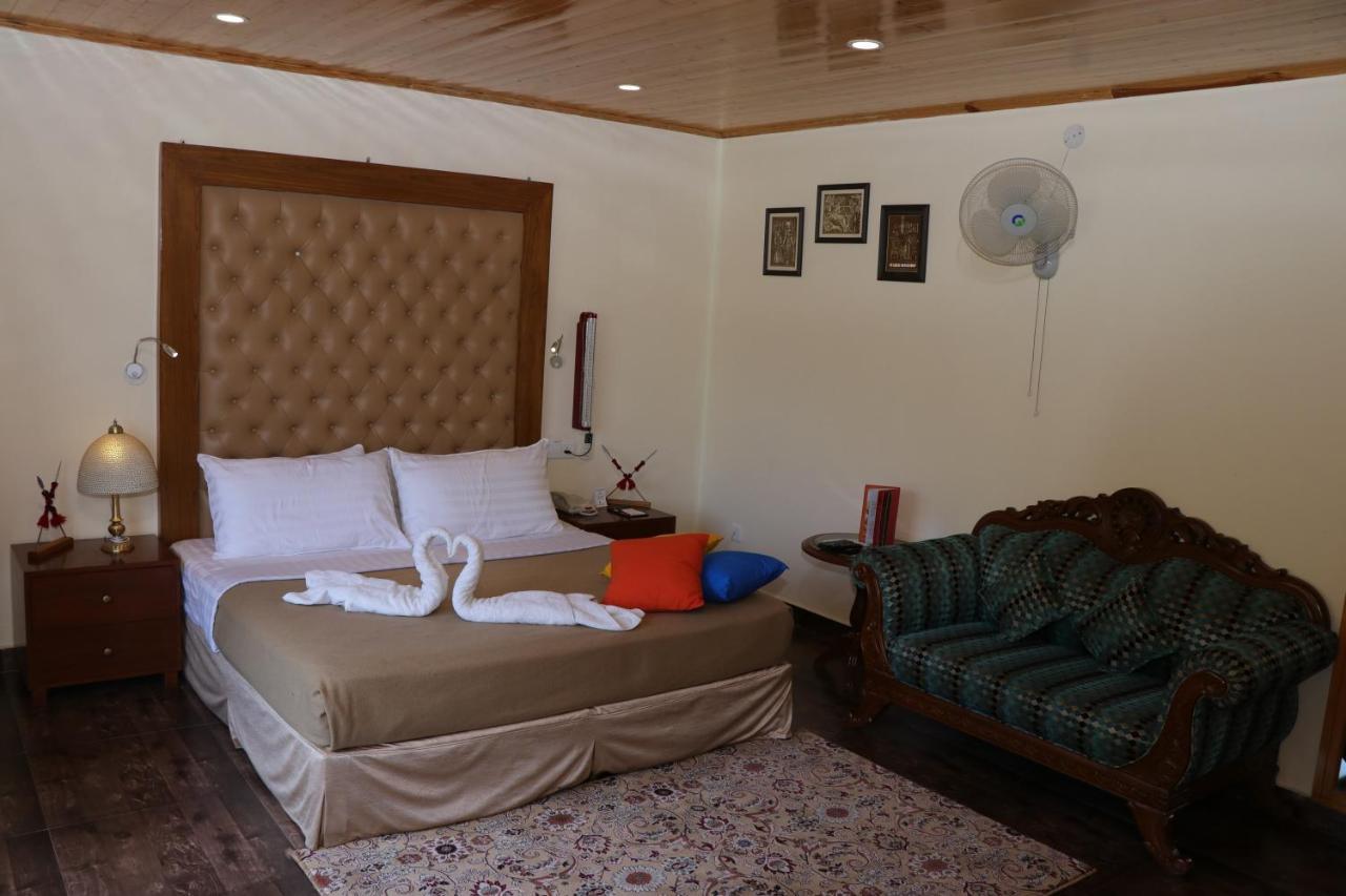 Maple Resort Chail Eksteriør bilde